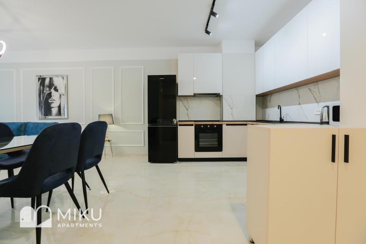Miku Apartment - Vibrant 1Bd Apartment At Olympic Residence 티라나 외부 사진