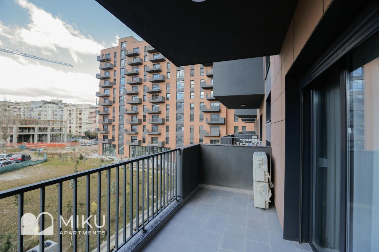 Miku Apartment - Vibrant 1Bd Apartment At Olympic Residence 티라나 외부 사진